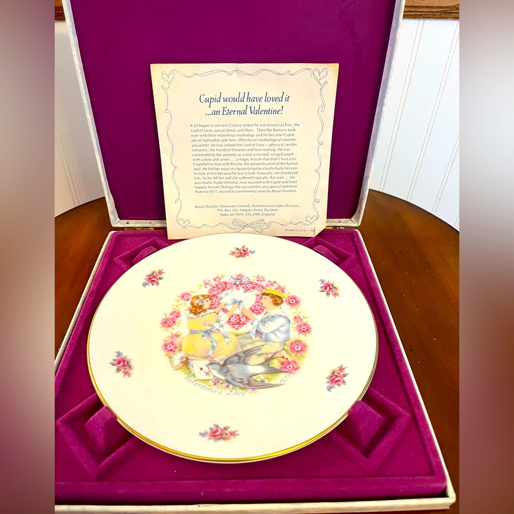 Royal Dalton‎ Vintage 1977 Valentines Collector’s Plate